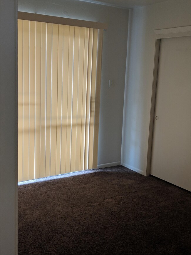 Foto del edificio - 6329 Calder Ave