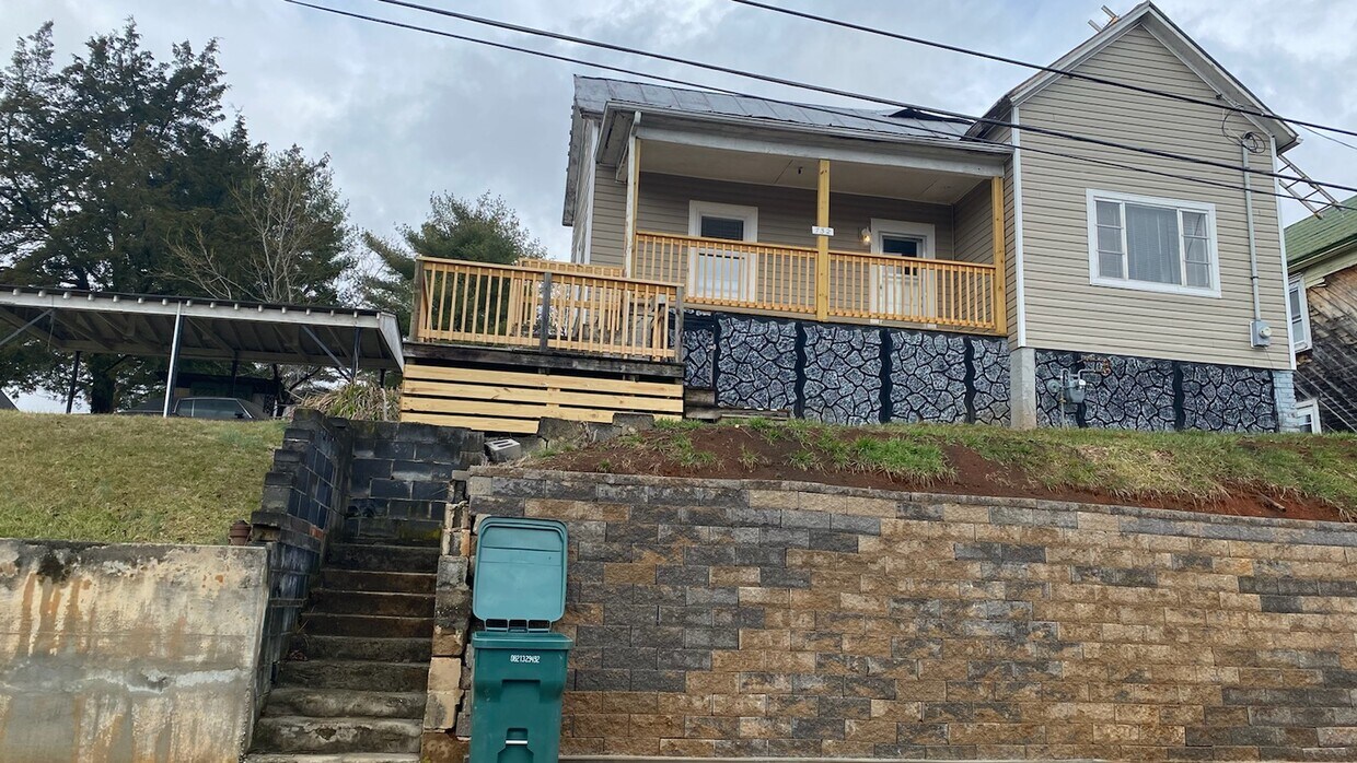 Foto principal - 732 Fairview St