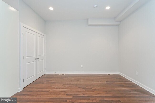 Building Photo - 1812 Frankford Ave