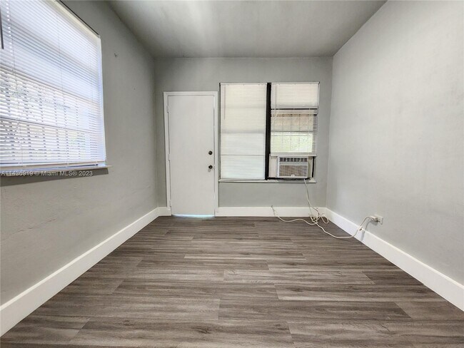 Building Photo - 8295 NE 3rd Ave