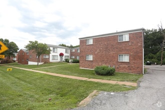 Building Photo - Kingston Drive Apartments