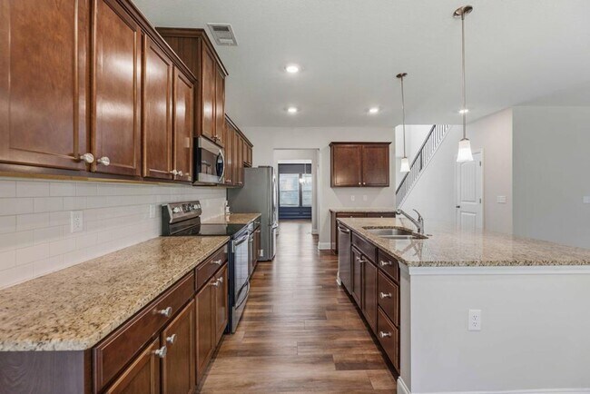 Foto del edificio - 112 White Oak Pl