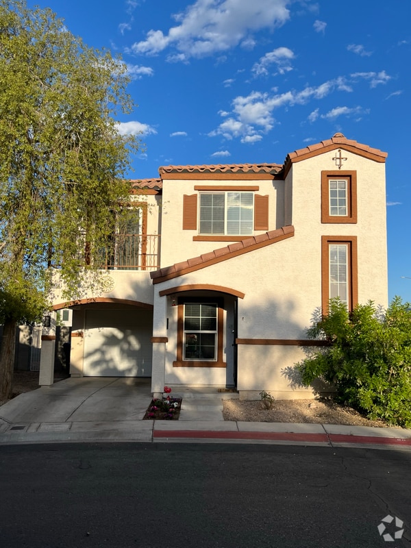 Building Photo - 10484 Beautiful Fruit St