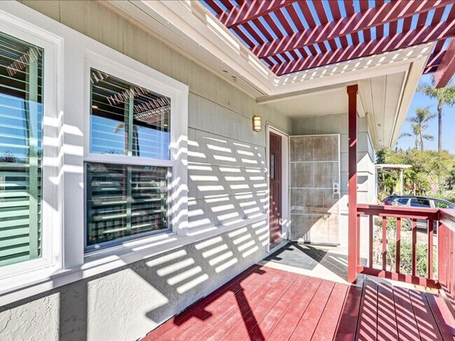 Building Photo - Spacious 4 Bed, 2 Bath Home in La Mesa with Detached Garage!