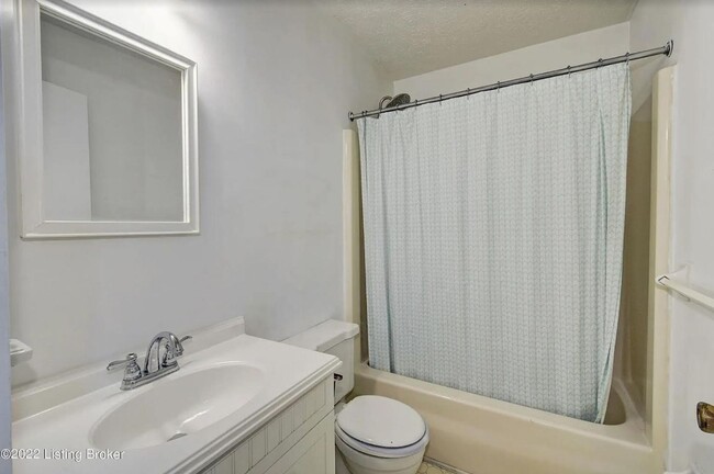 Building Photo - Beautiful Oldham County Home for Rent