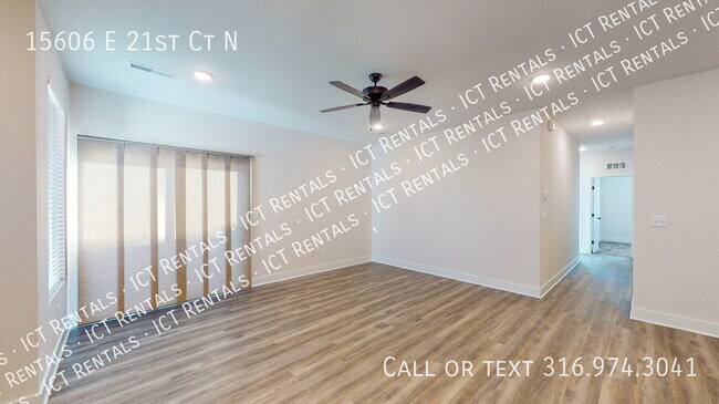 Foto del edificio - 15606 E 21st Ct N