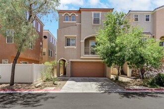 Building Photo - 8685 Estrella Bonita Ct
