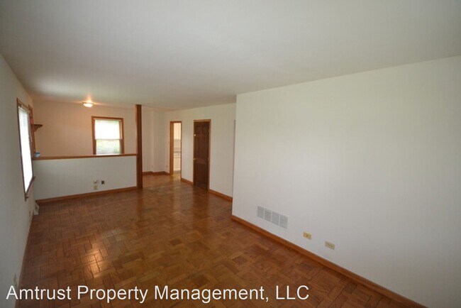 Foto del edificio - 3 br, 2 bath House - 728 Busch Rd