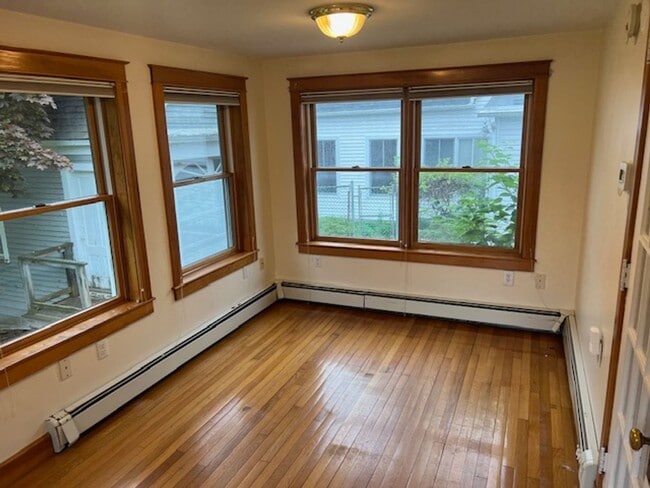 Foto del edificio - 66 Main St