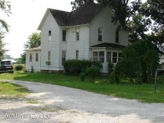 Primary Photo - 3 br, 2 bath House - 32 E Piper City