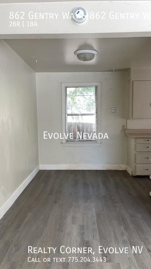 Foto del edificio - 862 Gentry Wy