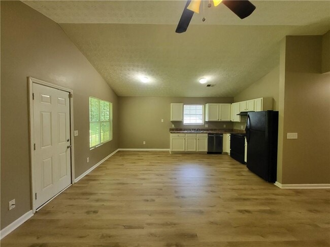 Foto del edificio - 3428 Homeward Trail