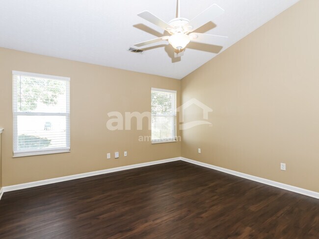 Foto del edificio - 2311 Neff Ln