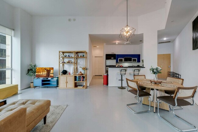 Foto del edificio - 235 NE 2nd St