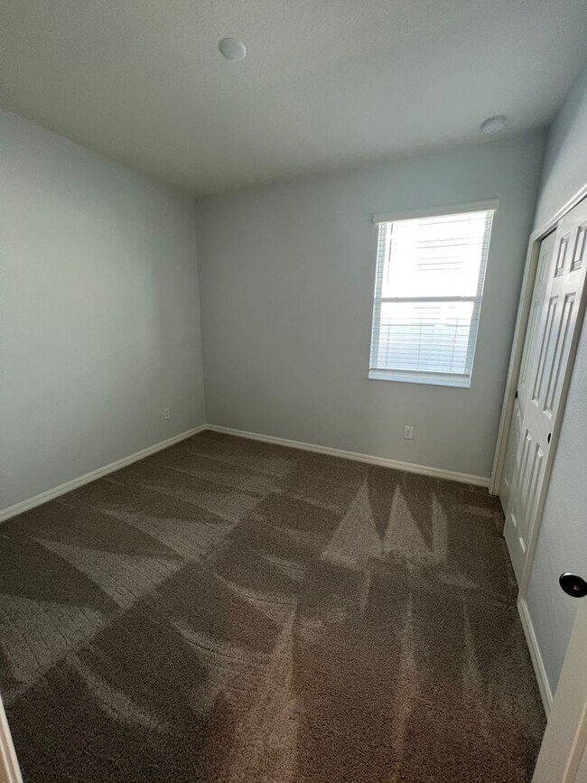 Foto del edificio - Beautiful 3 bedroom with den in Palmetto!