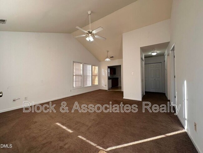 Foto del edificio - 422 Wall St