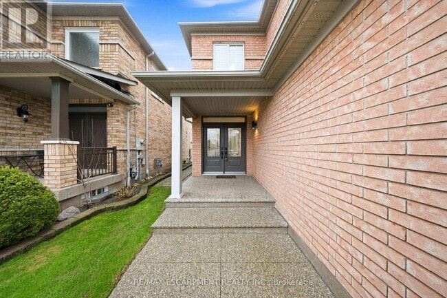 Building Photo - 3812 Lacman Trail