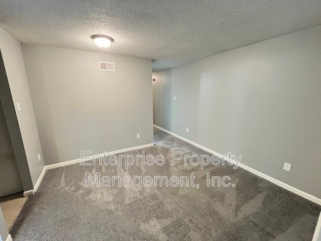 Photo - 1365 Garden Rd Apartment