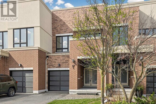 Building Photo - 87 Dariole Dr