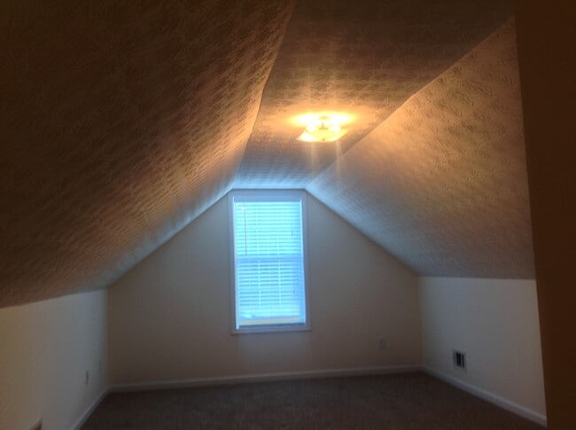 Building Photo - Inviting *Spacious* 4 Bedroom *One Level Beauty*!(Updated Pictures Coming Soon)