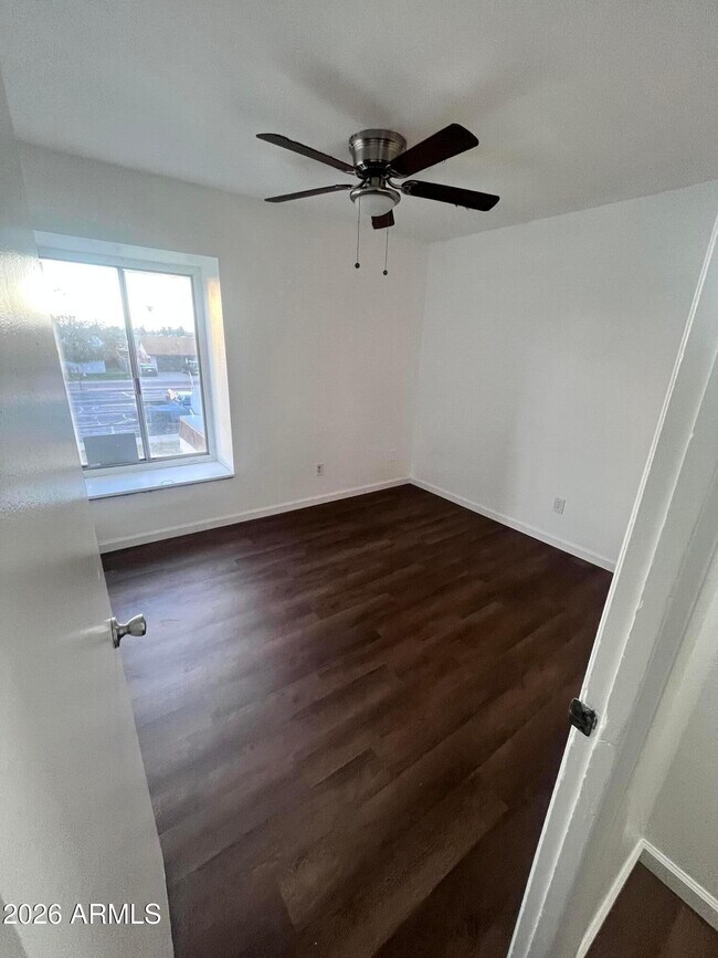 Foto del edificio - 8426 N 34th Dr