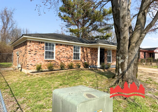 Foto del edificio - 2538 Lisa Ave