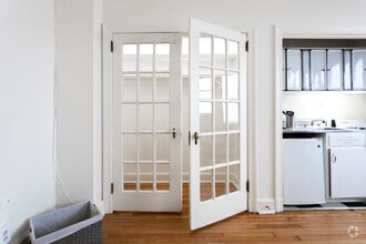 Jefferson House Apartments photo'