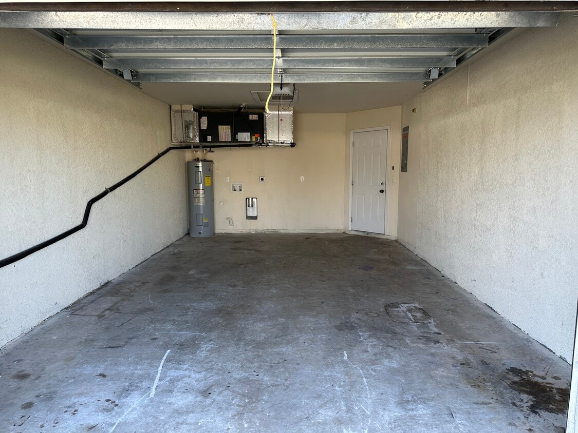 Foto del edificio - 1043 SE 11th Terrace