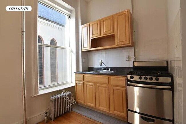 Foto del edificio - 368 Van Brunt St