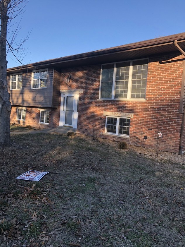 Primary Photo - 4 bedroom house