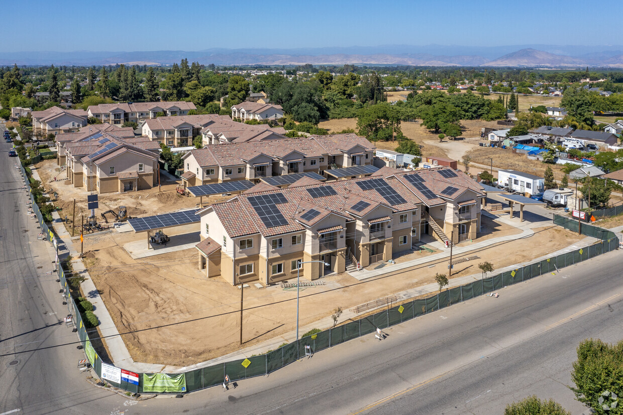 Construction 5/2022 - Sanger Crossing Apartments