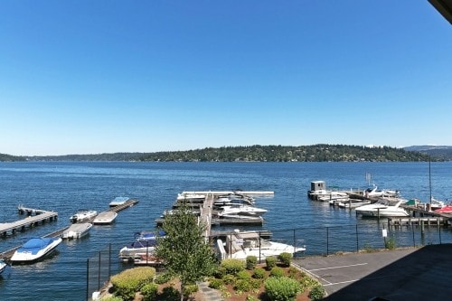 Building Photo - Water's Edge Condominiums - 1 bedroom