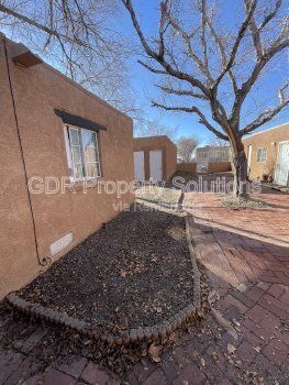 Building Photo - 408 Pennsylvania St SE