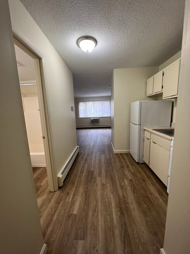 Foto del edificio - East Bay Apartments