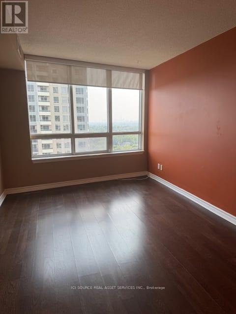 Building Photo - 8 Rean Dr