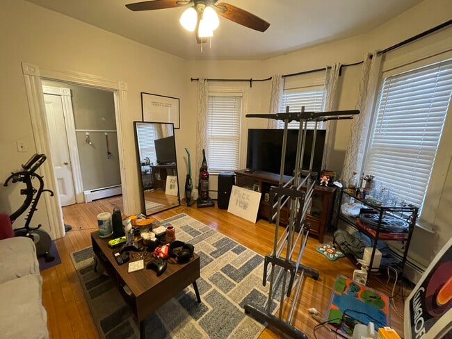 Building Photo - 377 Highland Ave