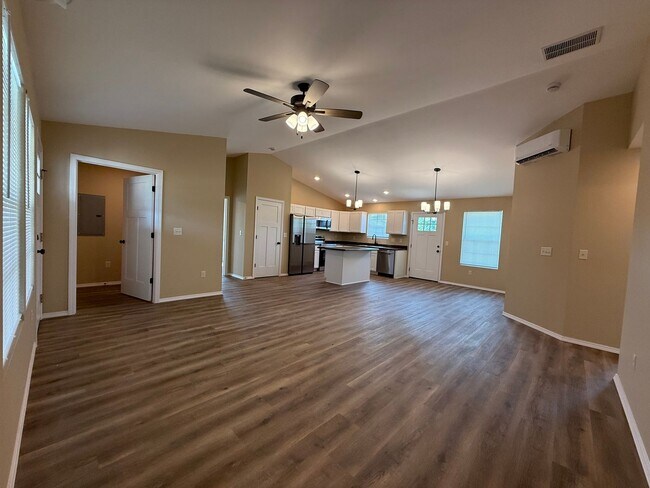 Foto del edificio - Brand New Construction 4BR house