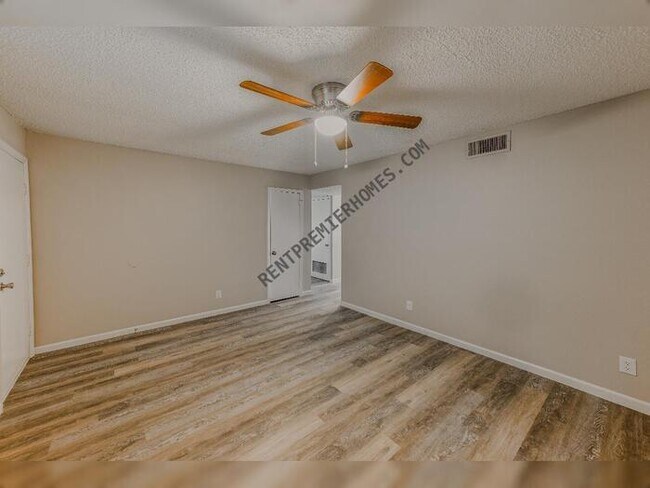 Foto del edificio - 4309 Glenda Ln