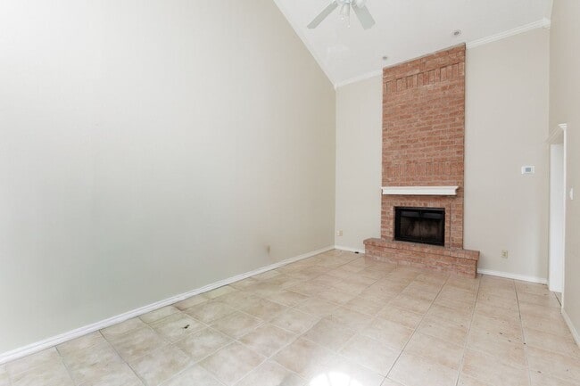 Foto del edificio - 13656 Teague Ln
