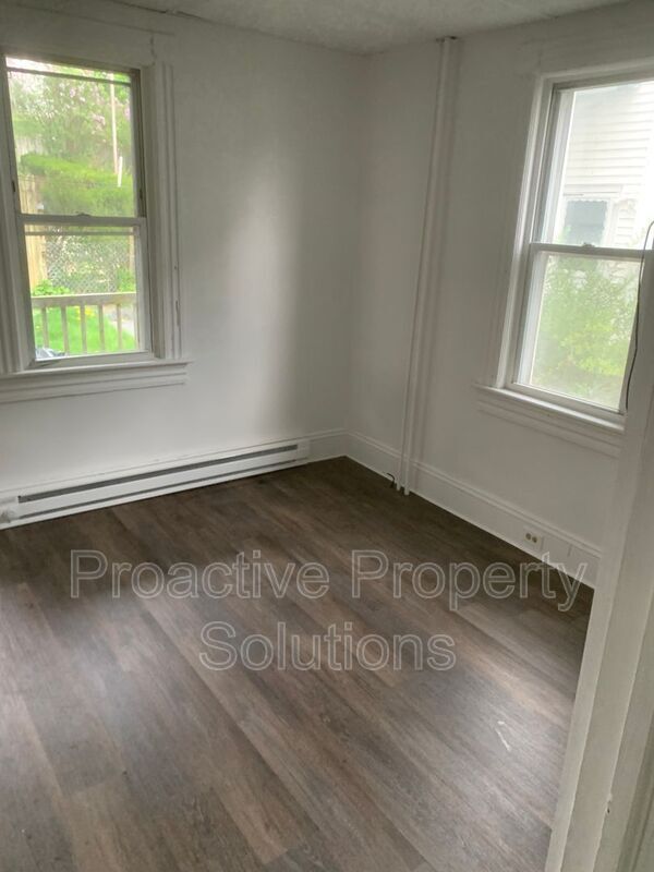 1316 Eynon St Unit 1B Eynon West, Scranton, PA 18504 Condo for Rent