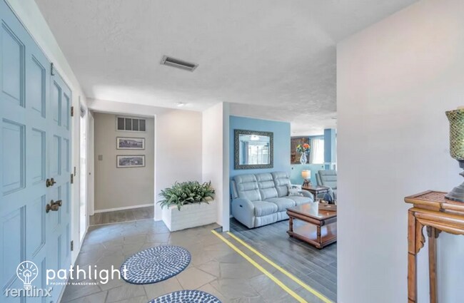 Foto del edificio - 3 br, 3 bath House - 1109 E Boyer Street UNIT
