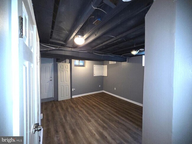 Building Photo - 1668 Kirkwood Rd