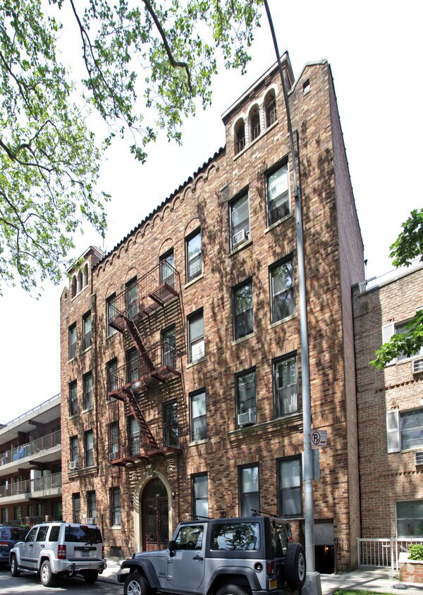 Foto principal - 425 101st St