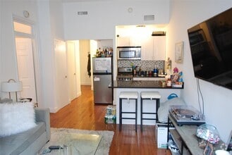 Building Photo - 232 E 53rd St