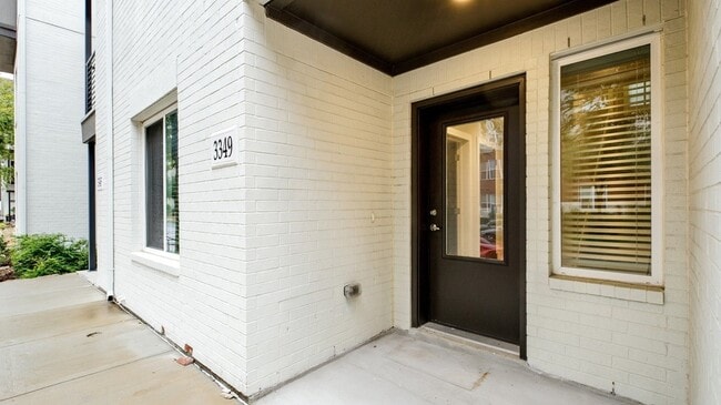 Building Photo - 3364 Norris St
