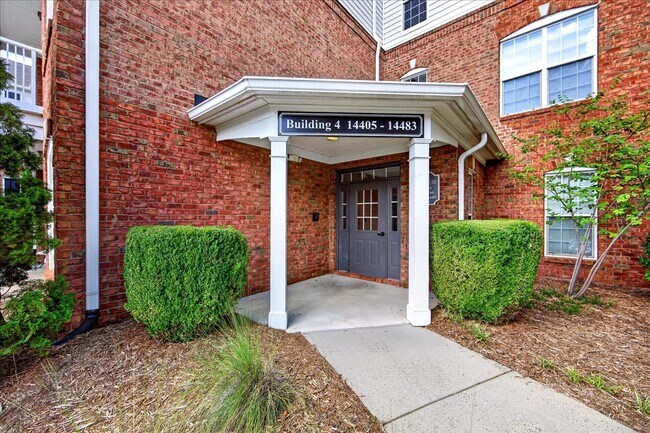 Foto del edificio - 14337 San Paolo Ln