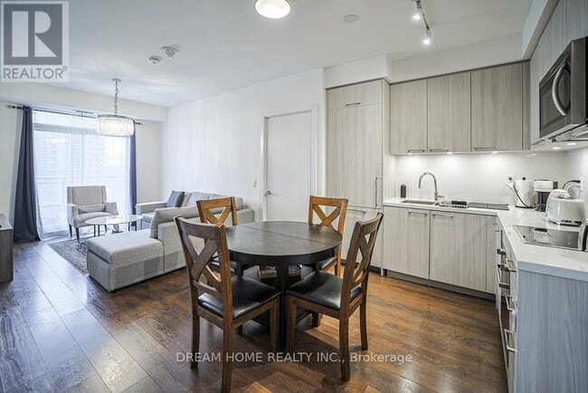 Building Photo - 1 Grandview Ave