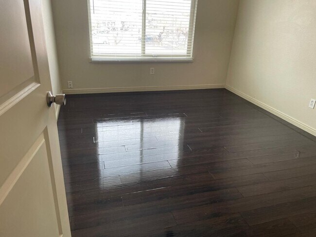 Foto del edificio - 5740 S 900 E