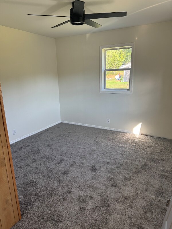 Foto del edificio - 8596 Legion Ln