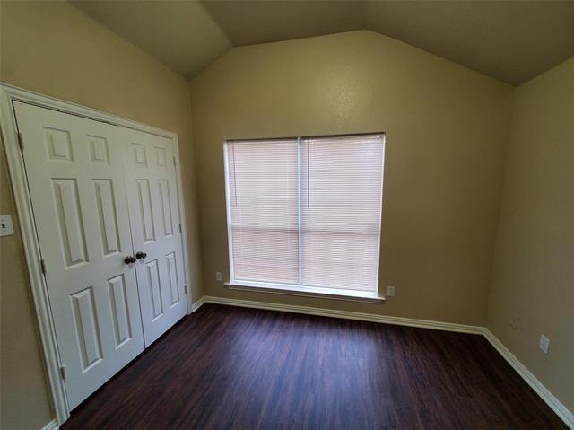 Foto del edificio - 2047 Echo Lake Dr